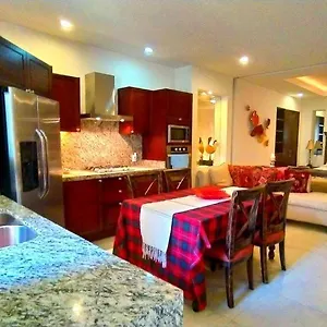  Apartment Studio Prime Location Zona Romantica Rooftop Pool & Jacuzzi