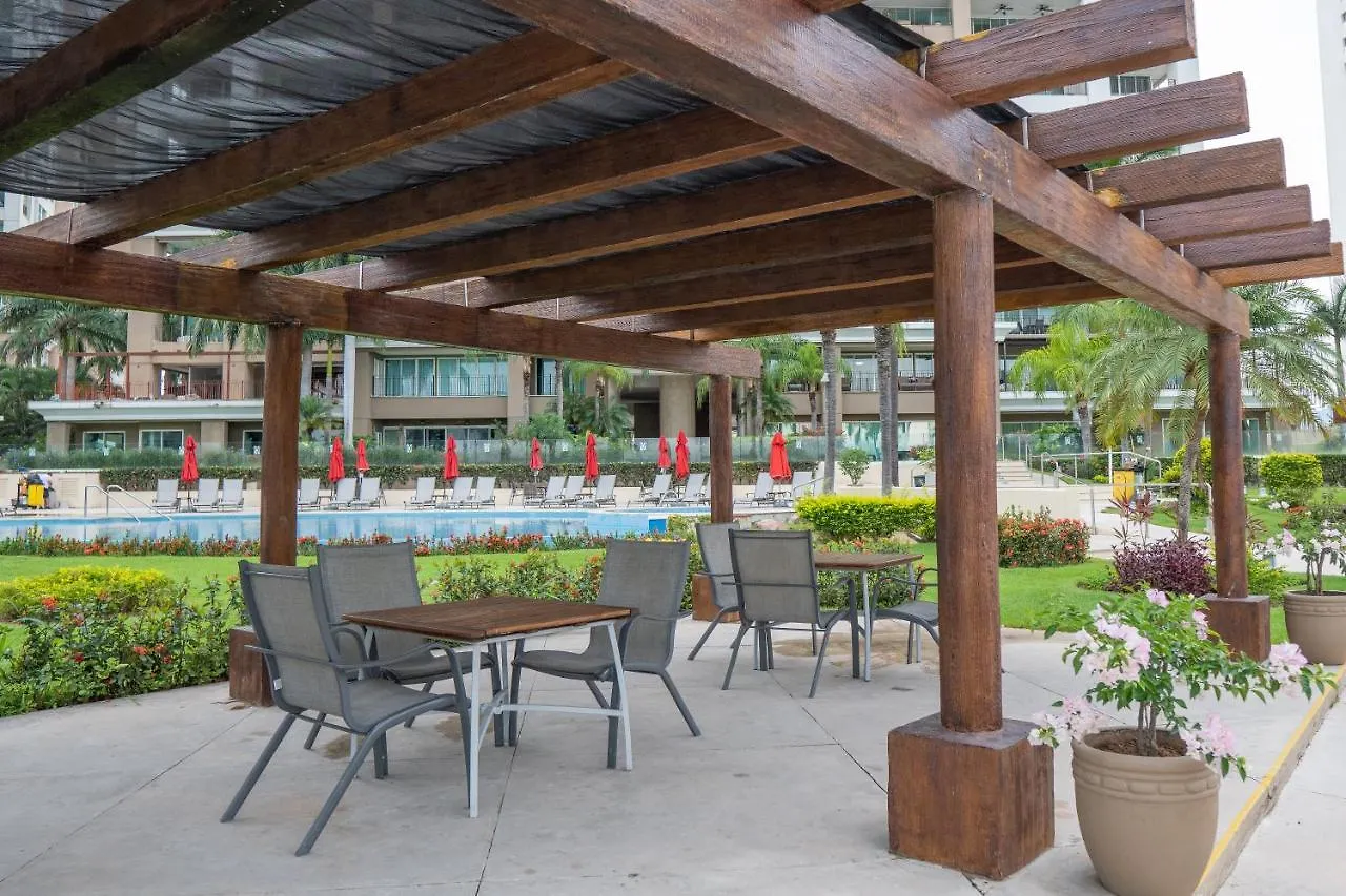 דירה פוארטו ואלארטה Ocean Front Condo Sleeps 4 Adults-Grand Venetian T3000-1606 מקסיקו