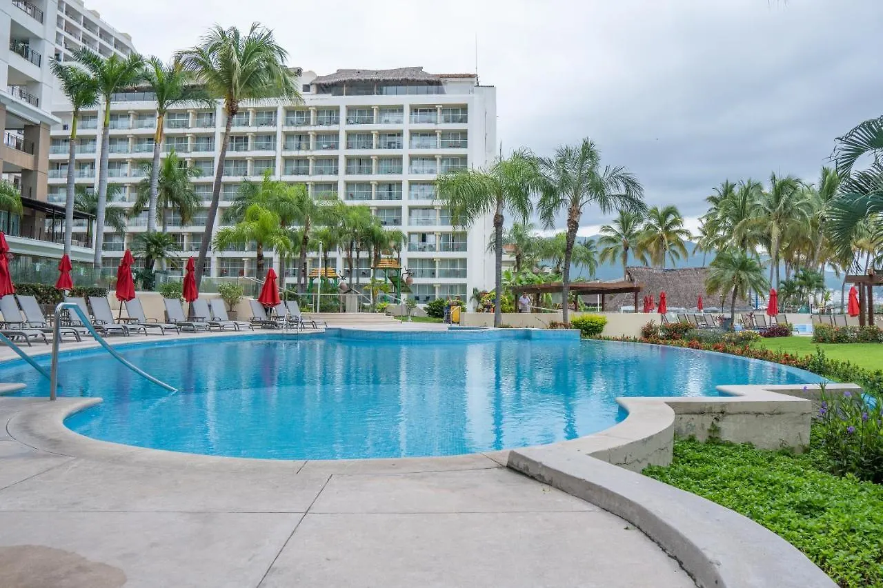 פוארטו ואלארטה Ocean Front Condo Sleeps 4 Adults-Grand Venetian T3000-1606